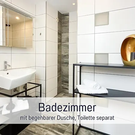 Casa Michaela - Wunderschoene Aussicht - Fuer Familien Und Geschaeftsreisen, Super Ausgestattet Apartment Oehringen